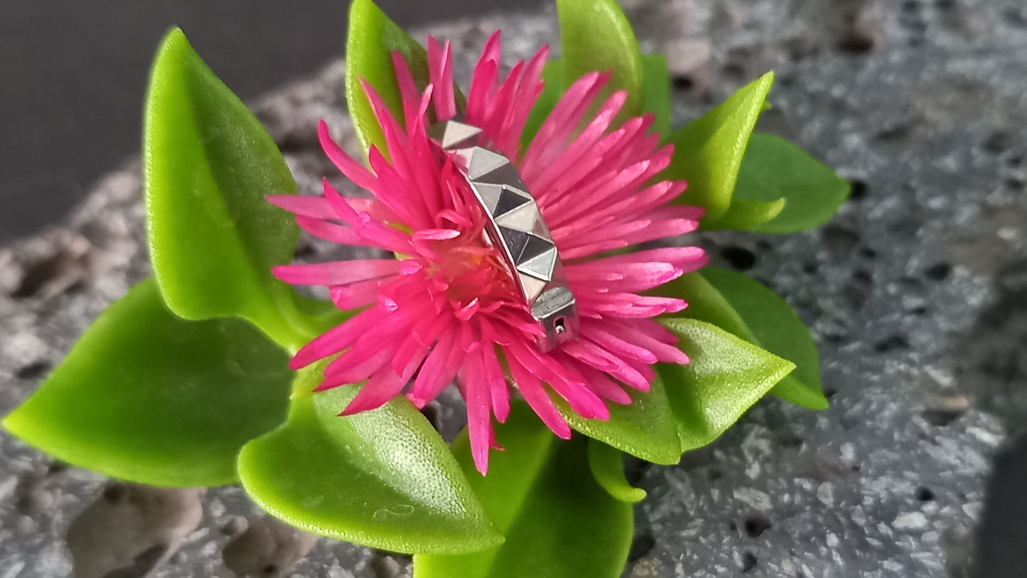 Navel clicker rombos