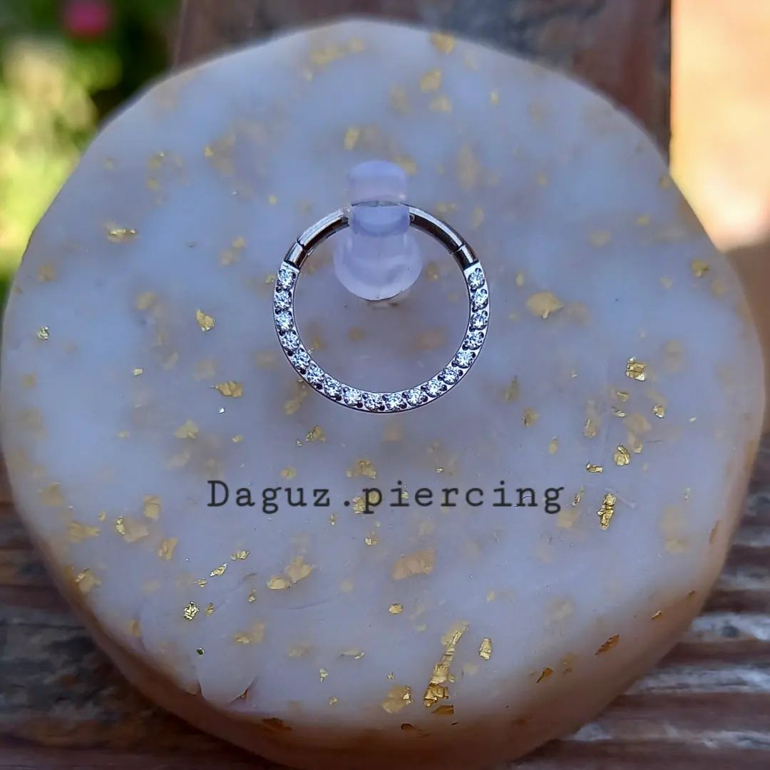 Argolla clicker brillo frontal clear