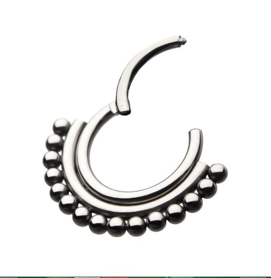 Titanio grado implante. Clicker de cuentas