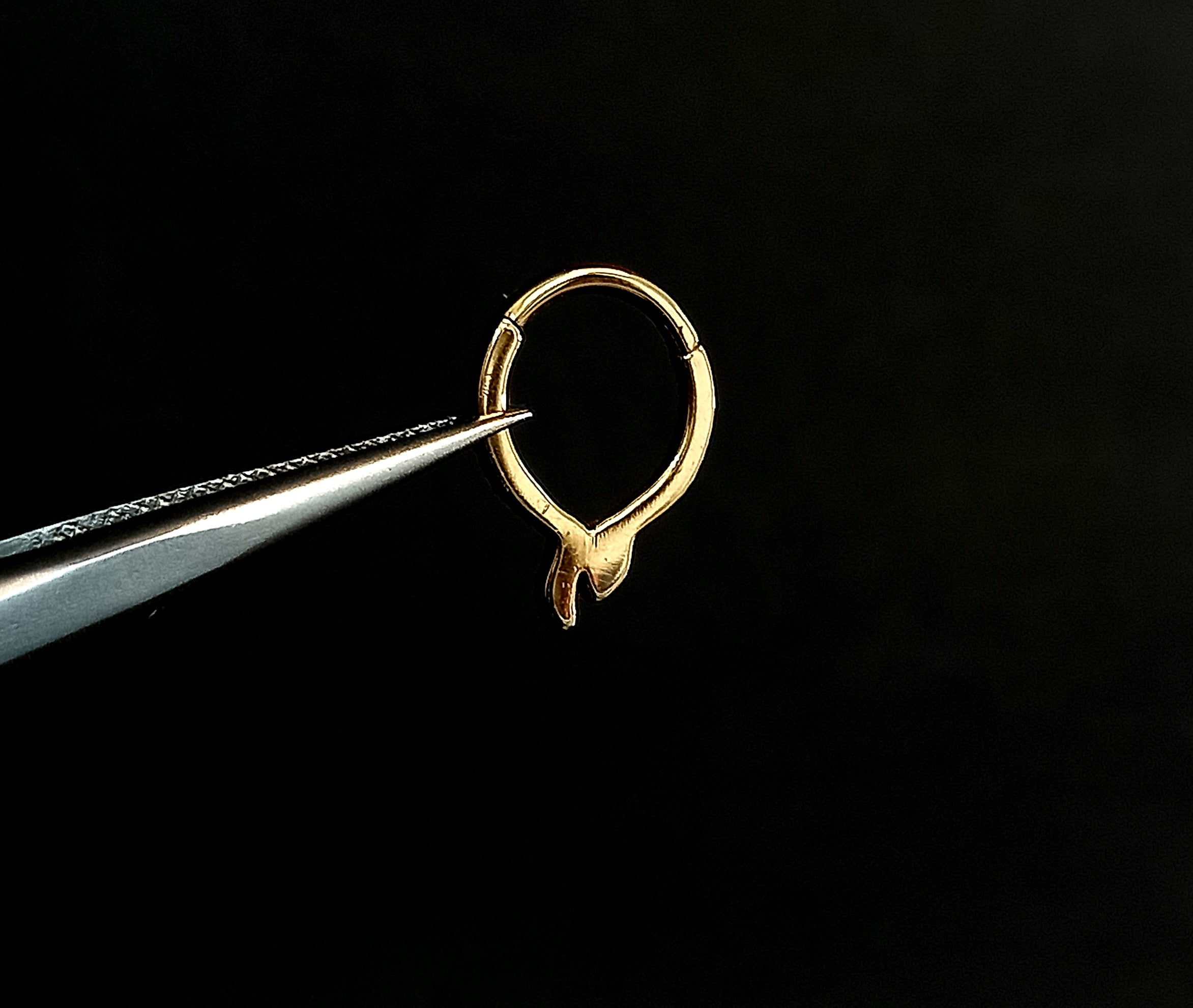 Argolla clicker serpiente PVD en Oro de 24K