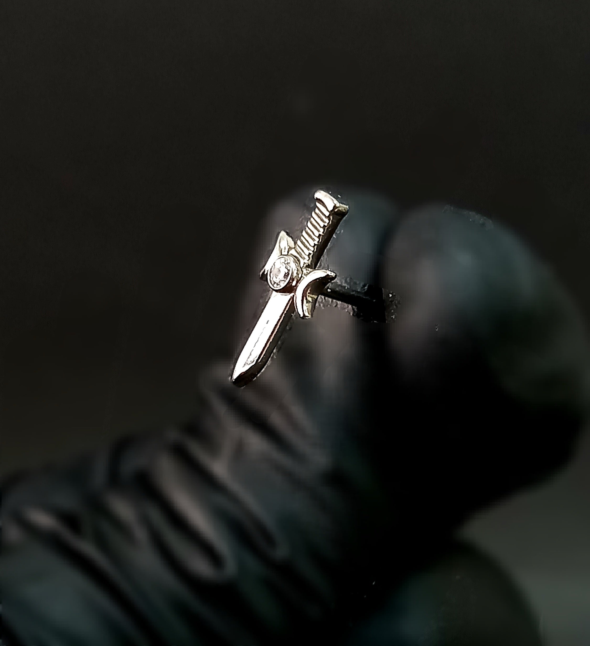 Daga fase lunar  - titanio grado implante ASTM F-136