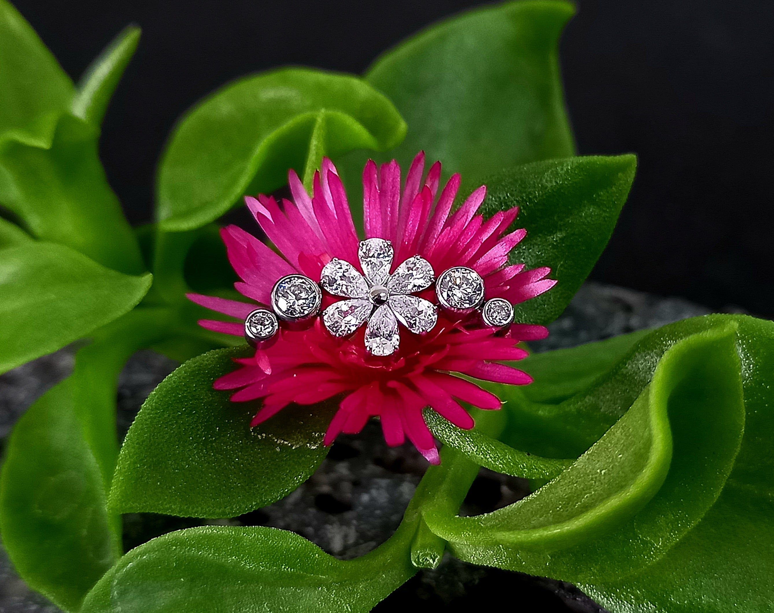 Media luna flor central - titanio grado implante ASTM F-136