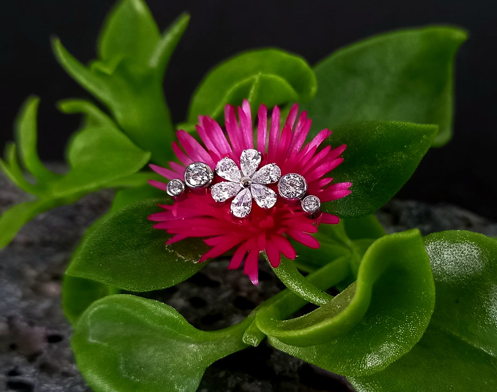 Media luna flor central - titanio grado implante ASTM F-136