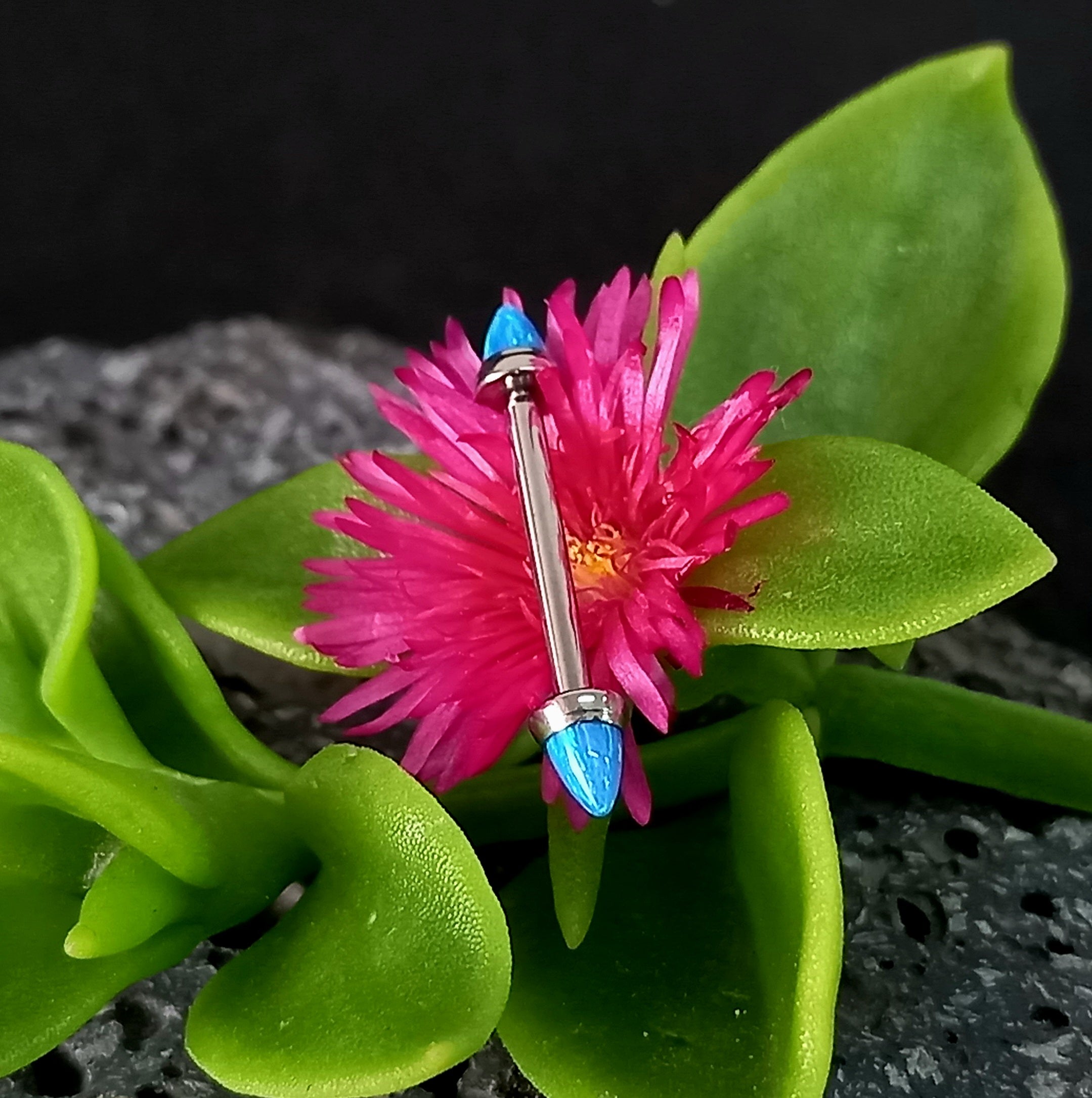 Nipple con punta Ópalo azul - titanio grado implante ASTM F-136