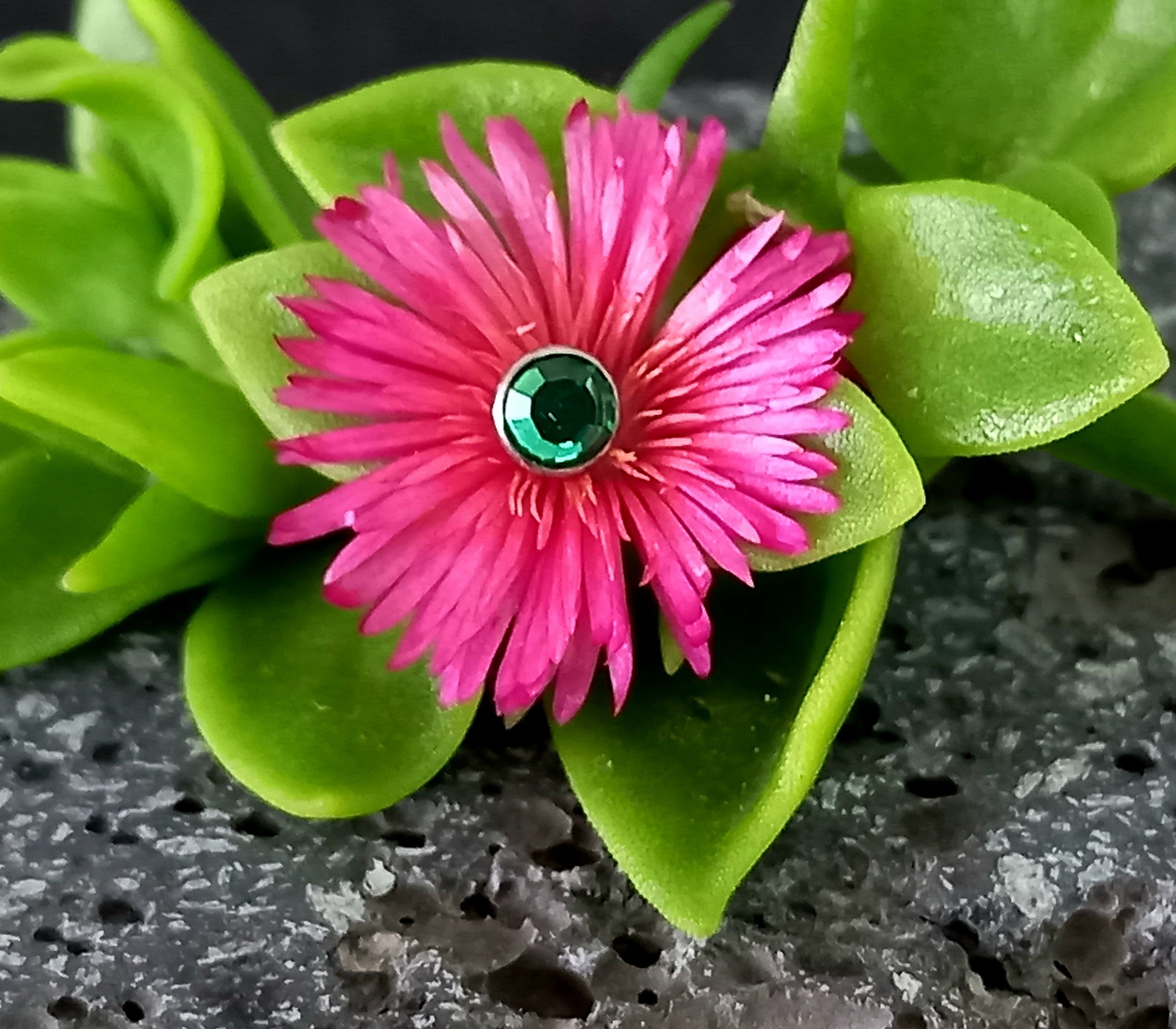 Top cristal verde - titanio grado implante ASTM F-136