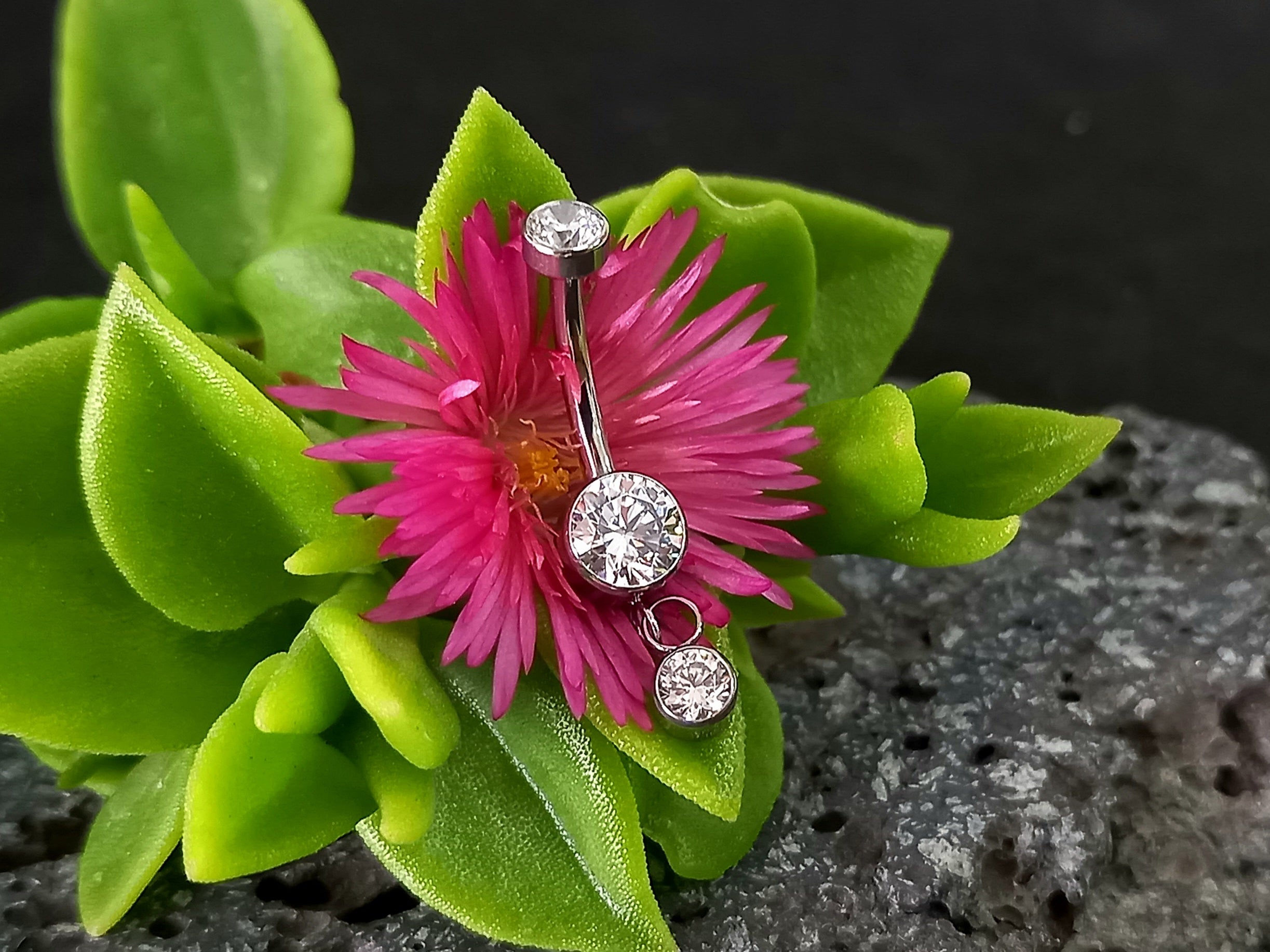 Navel brillo colgante