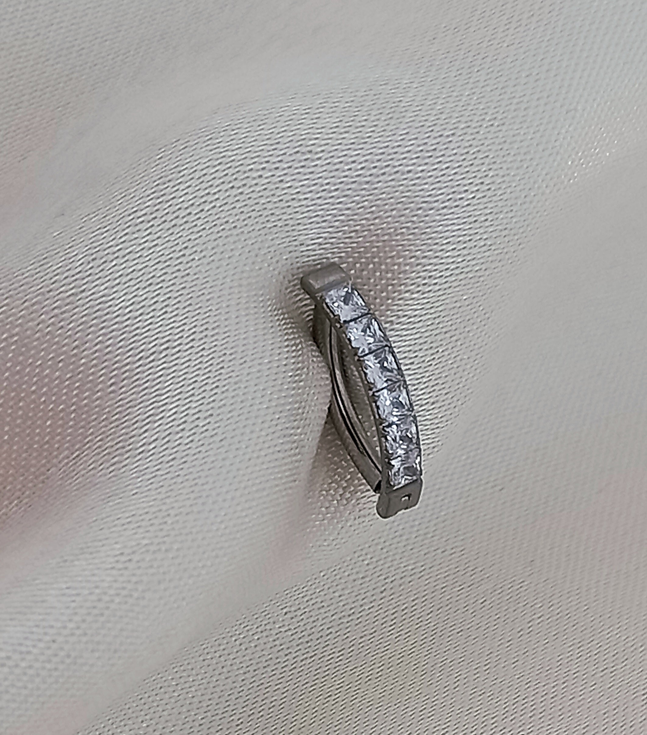 Navel clicker con brillo