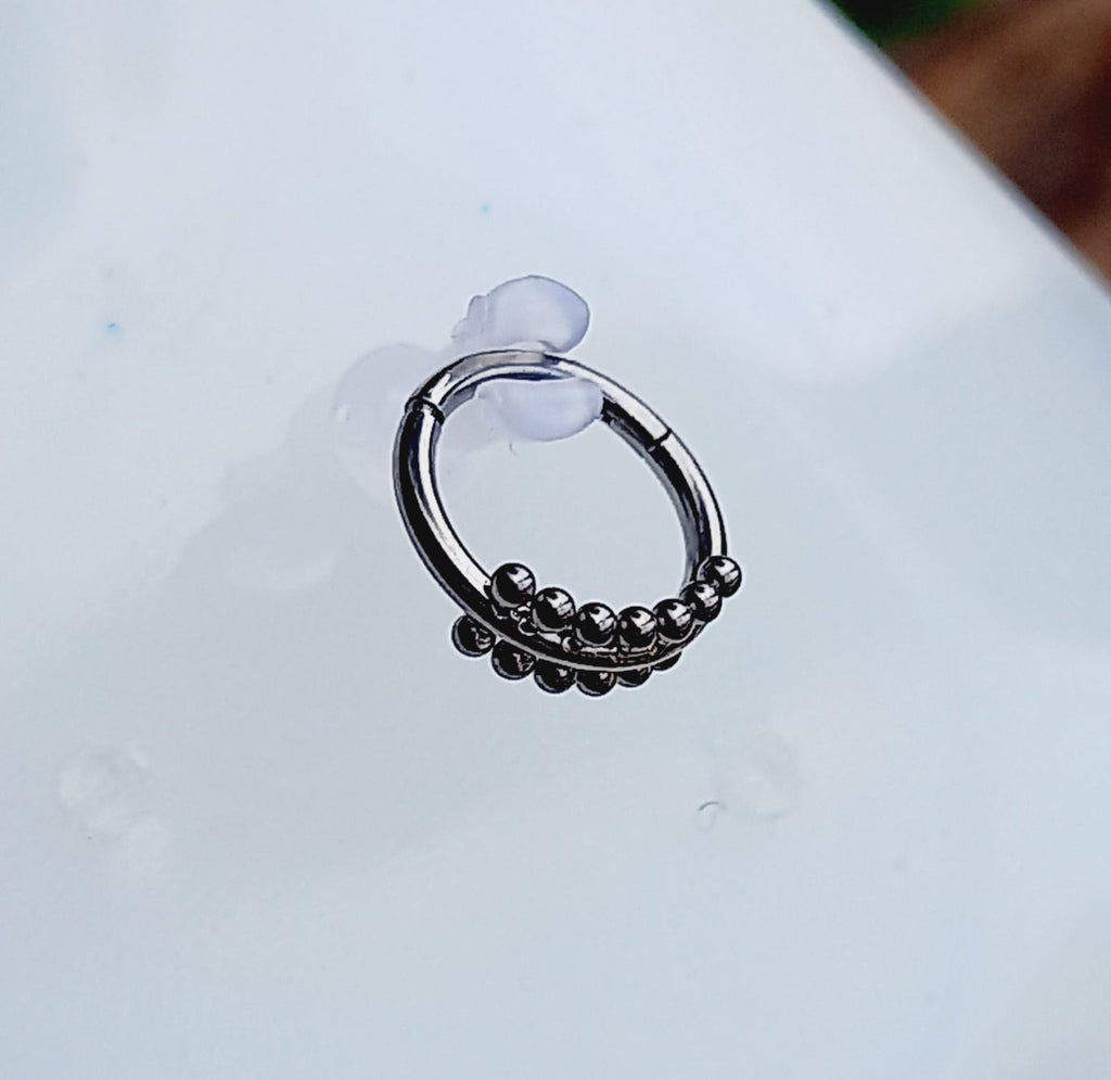 Argolla clicker abalorios doble fila de 14 esferas