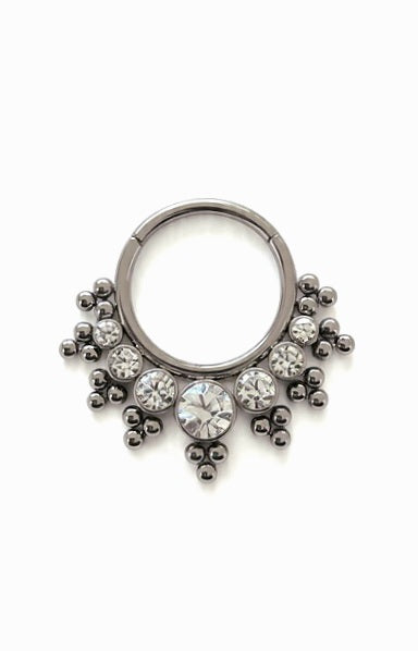 Argolla clicker racimo con 7 brillos en cascada