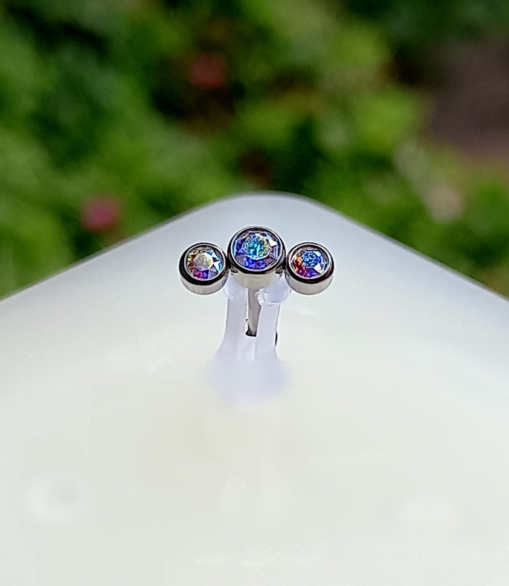 Media luna triple cristal Swarovski Aurora boreal - titanio grado implante ASTM F-136