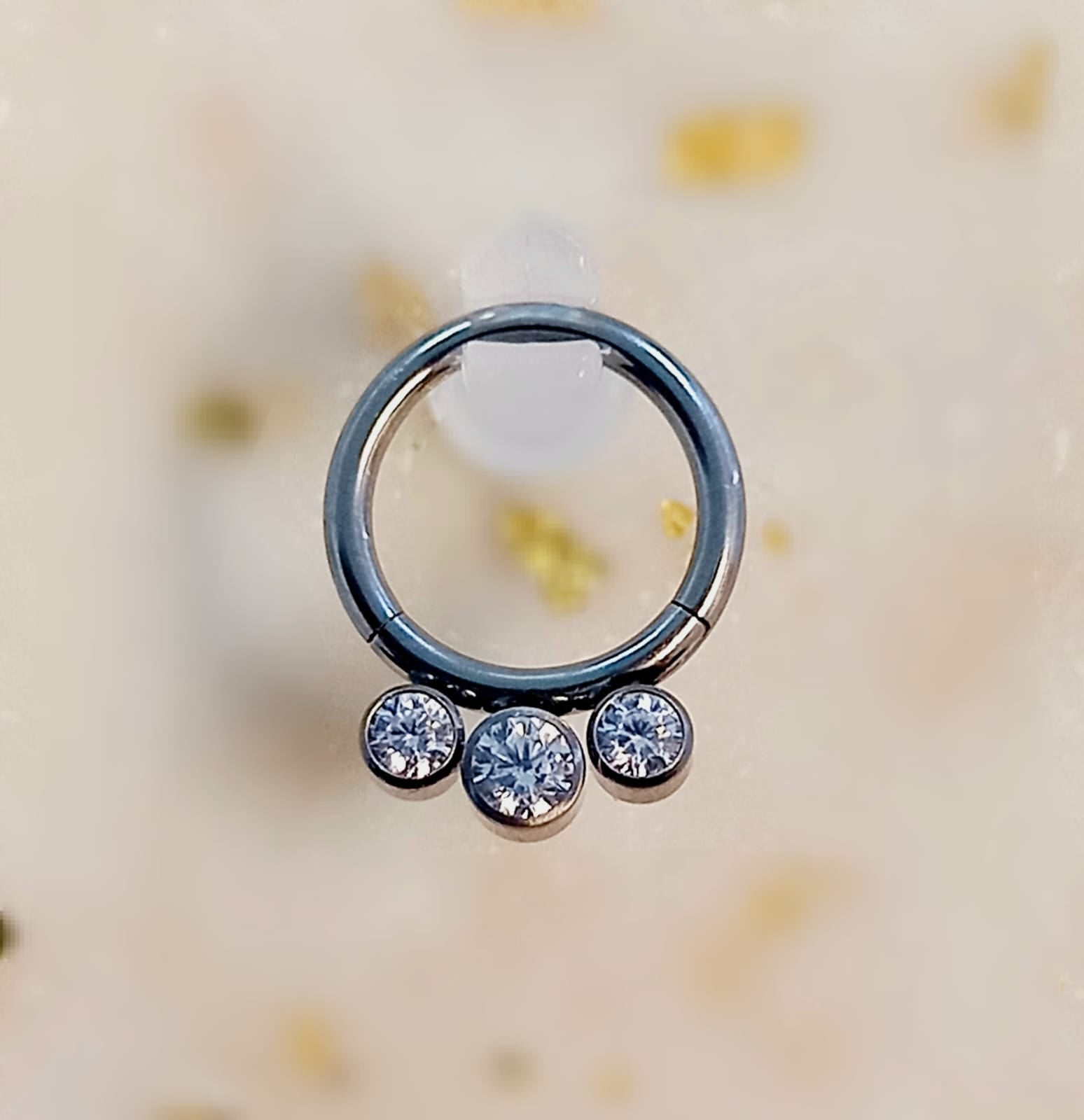 Argolla clicker con 3 cristal Swarovski